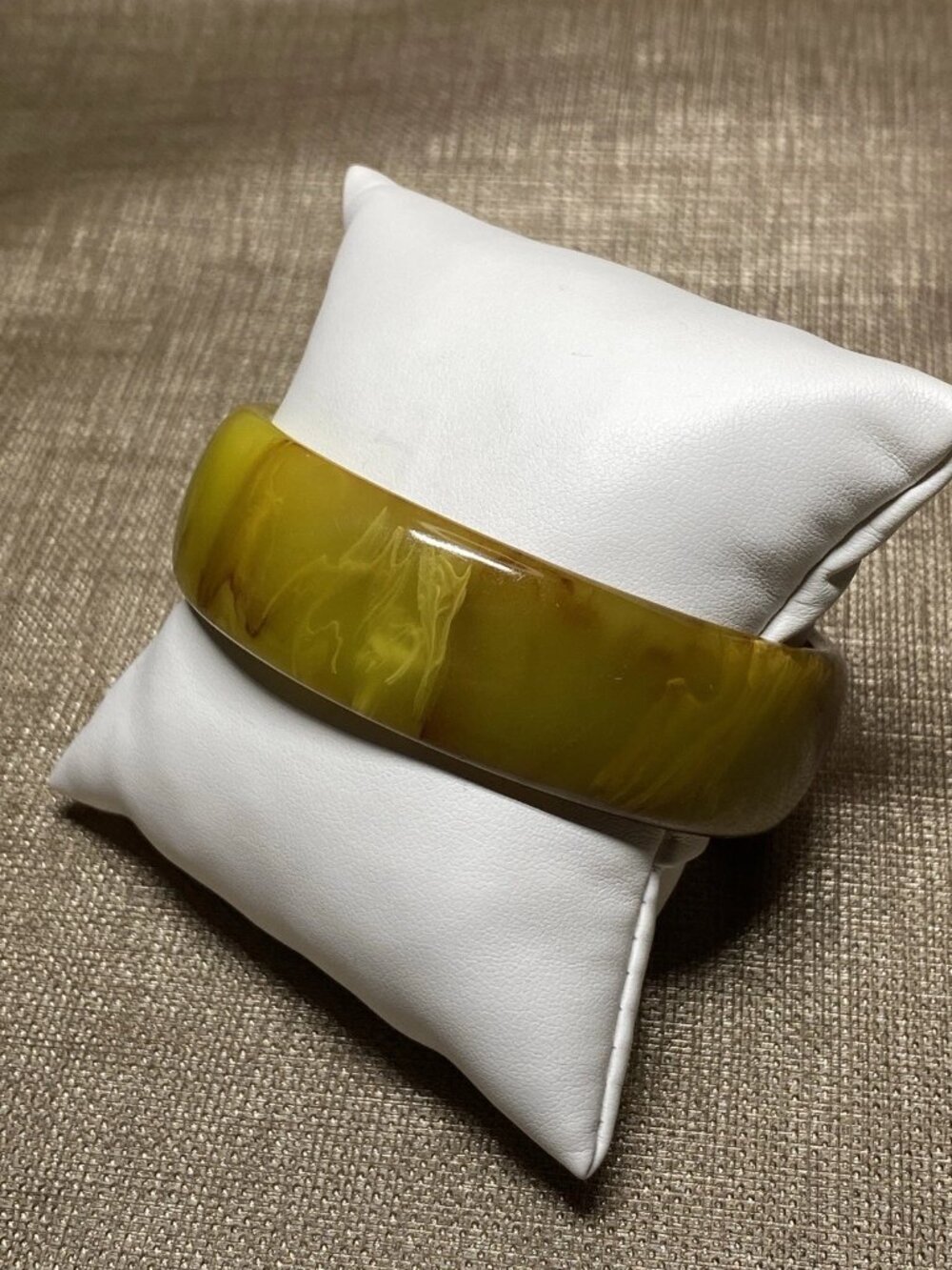 Vintage Bakelite Marble Bangle Bracelet Simichrome Tested 31.4g